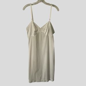 Vanity Fair Slip Womens Vintage Full White Lace Adjustable Excellent Bust 34